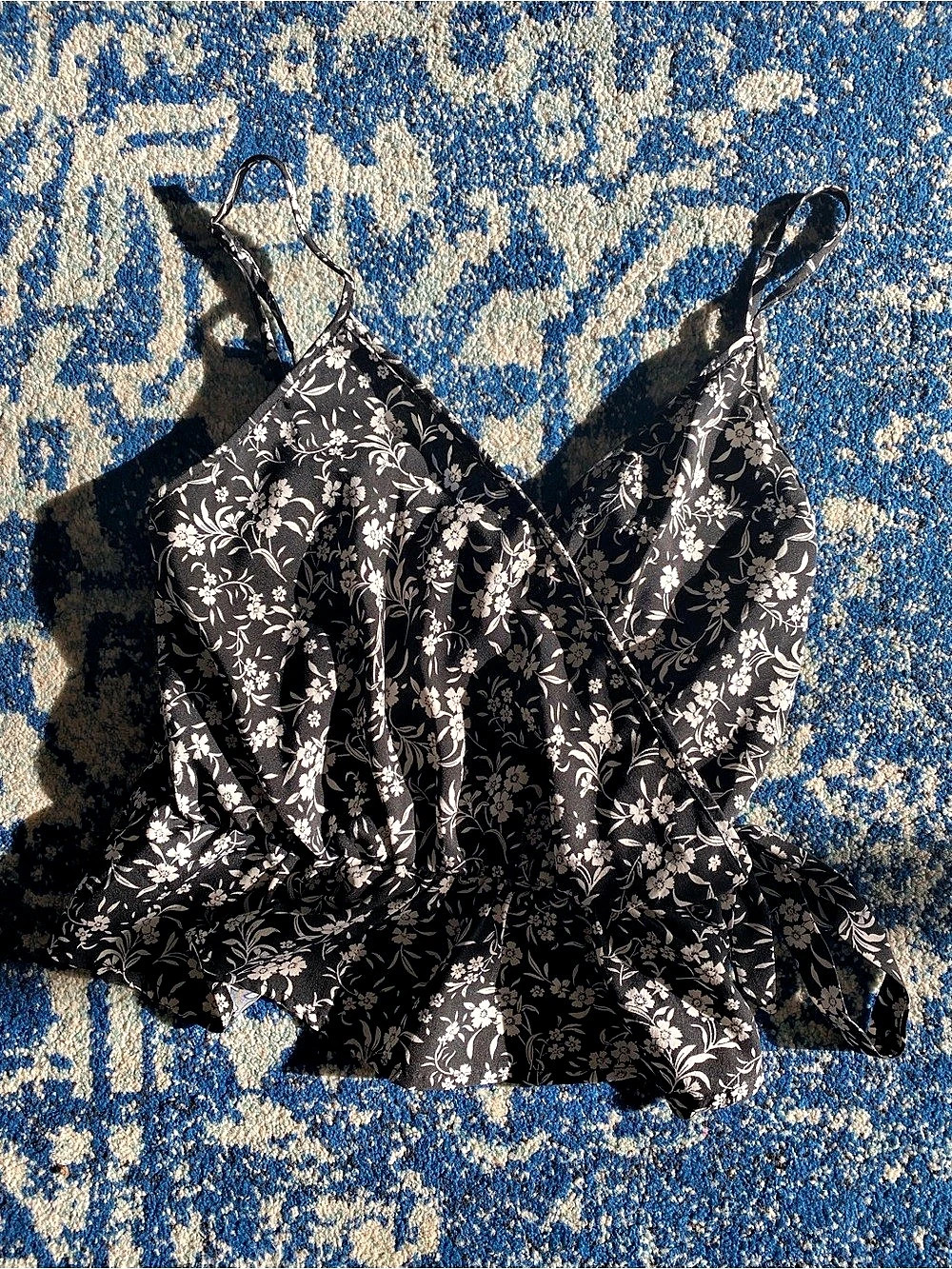 Papermoon Floral Ruffle Camisole in Black & White Size Medium